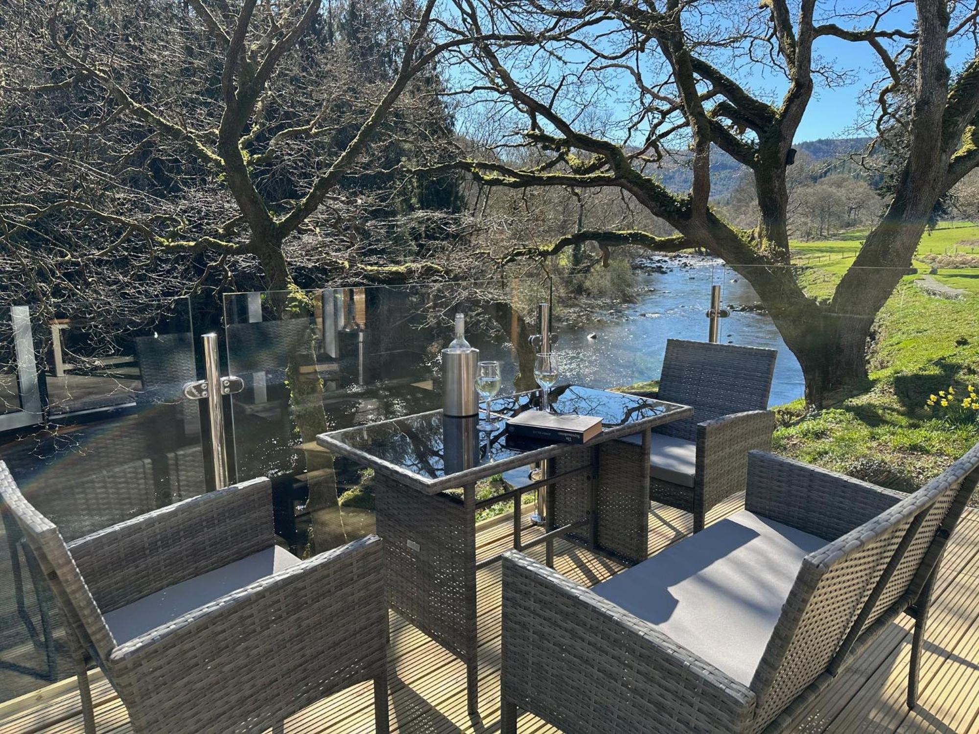 Craig-y-Dderwen Riverside Hotel Betws-y-Coed Buitenkant foto